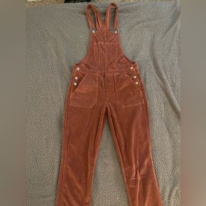 american eagle corduroy overalls maroon size medium worn once